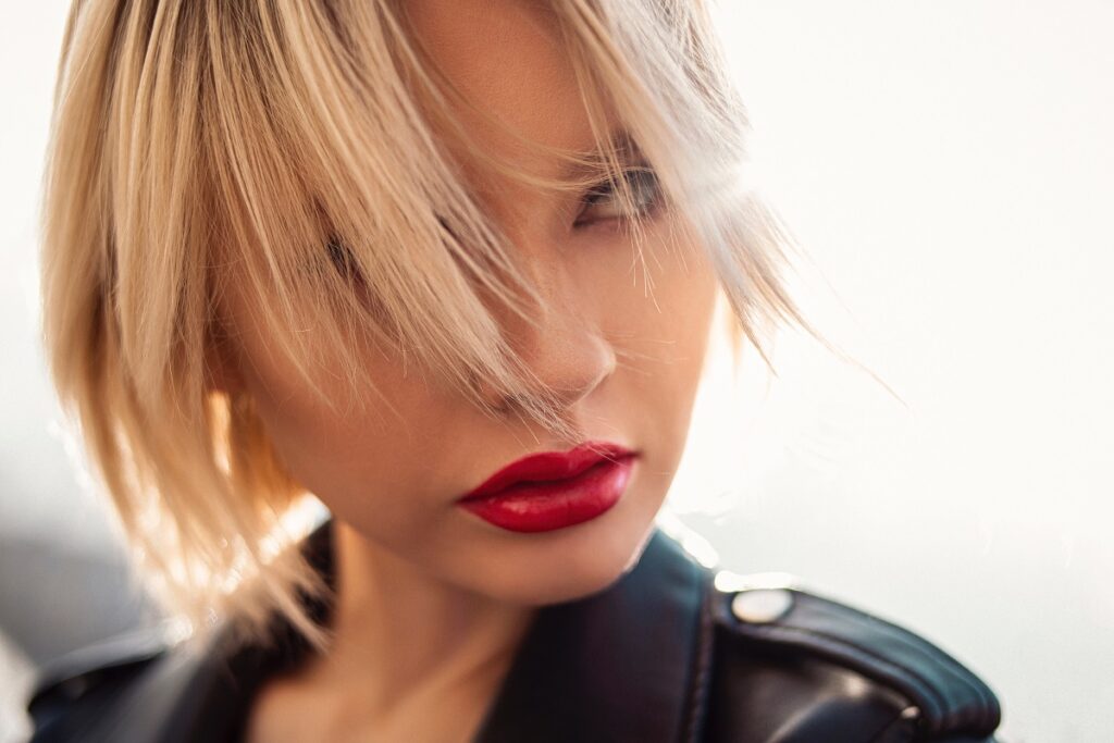 andrey zvyagintsev  SRi81N9mQ0 unsplash 1024x683 - How to Choose a Classic Red Lipstick for Your Complexion